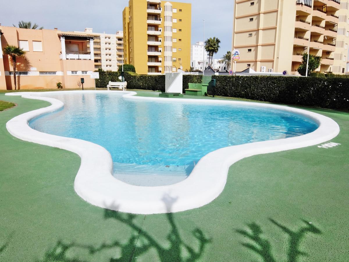 Los Juncos Apartamentos - Solo Familias Oliva Eksteriør bilde