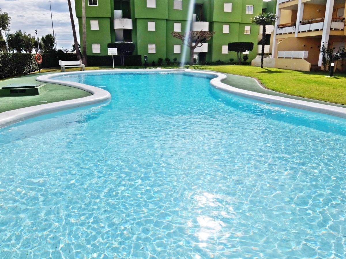 Los Juncos Apartamentos - Solo Familias Oliva Eksteriør bilde