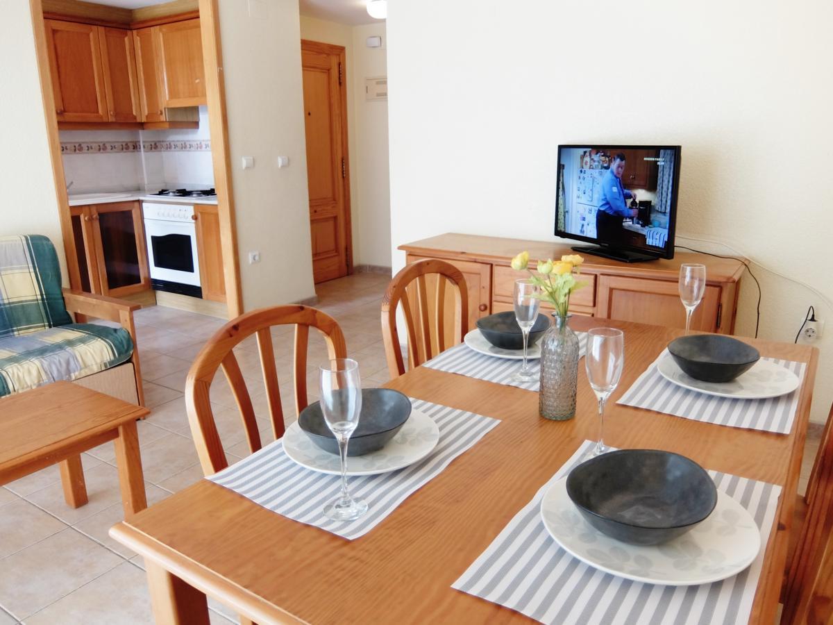 Los Juncos Apartamentos - Solo Familias Oliva Eksteriør bilde